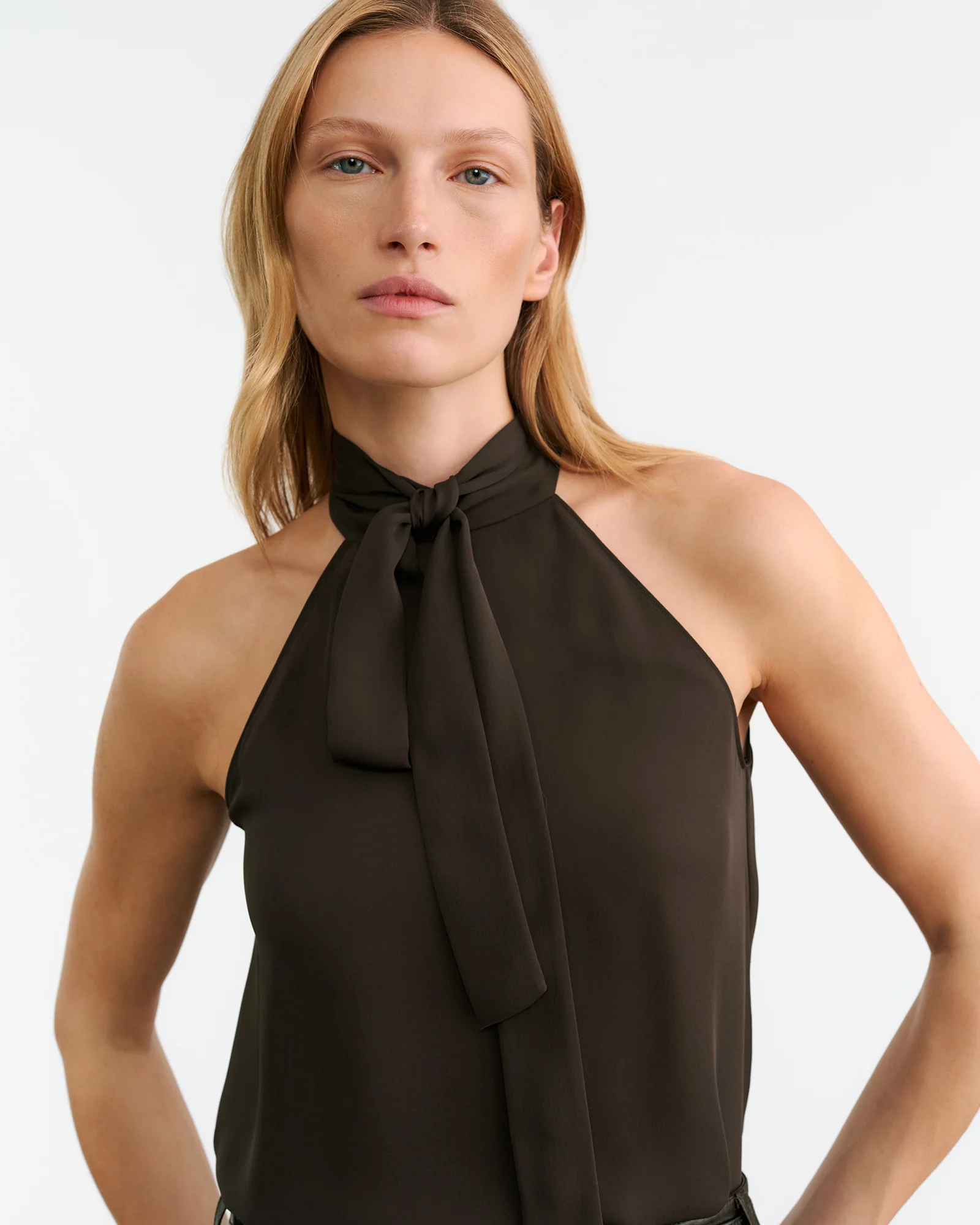 ALLA HALTERNECK TOP - Image 8