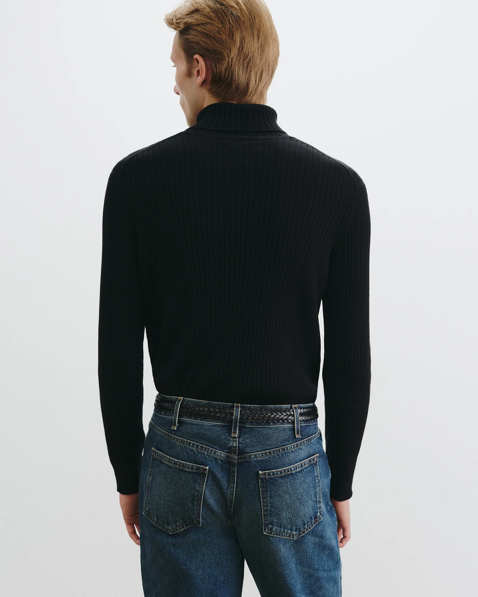 COLE CASHMERE TURTLENECK SWEATER - Image 4