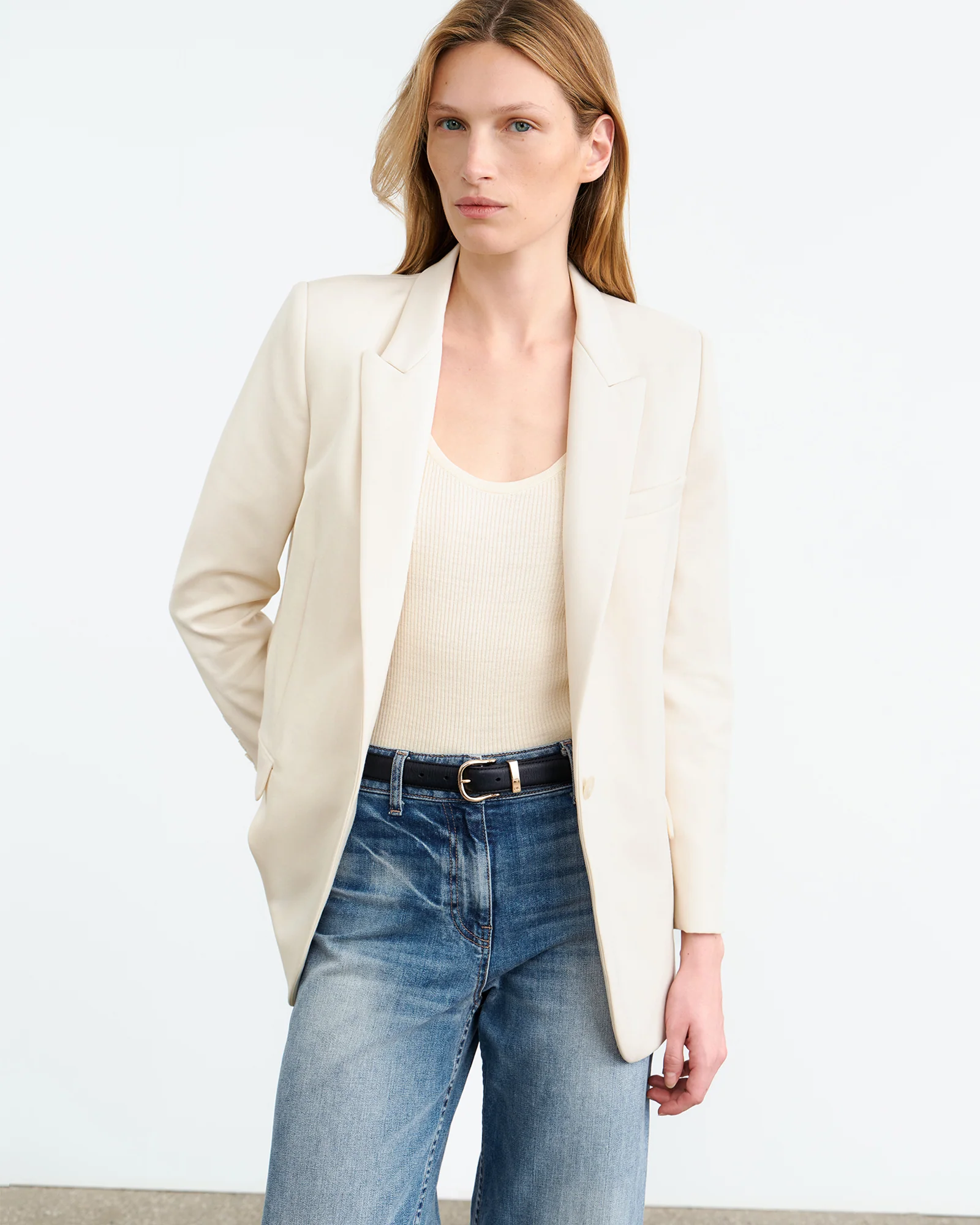 DIANE BLAZER - Image 13