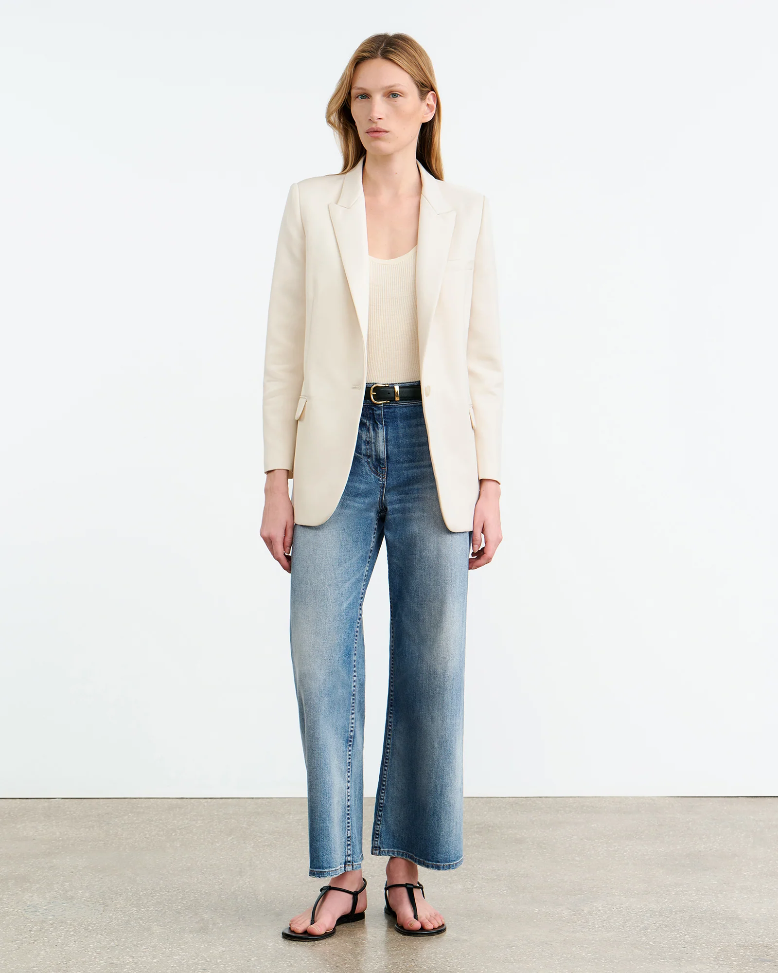 DIANE BLAZER - Image 5