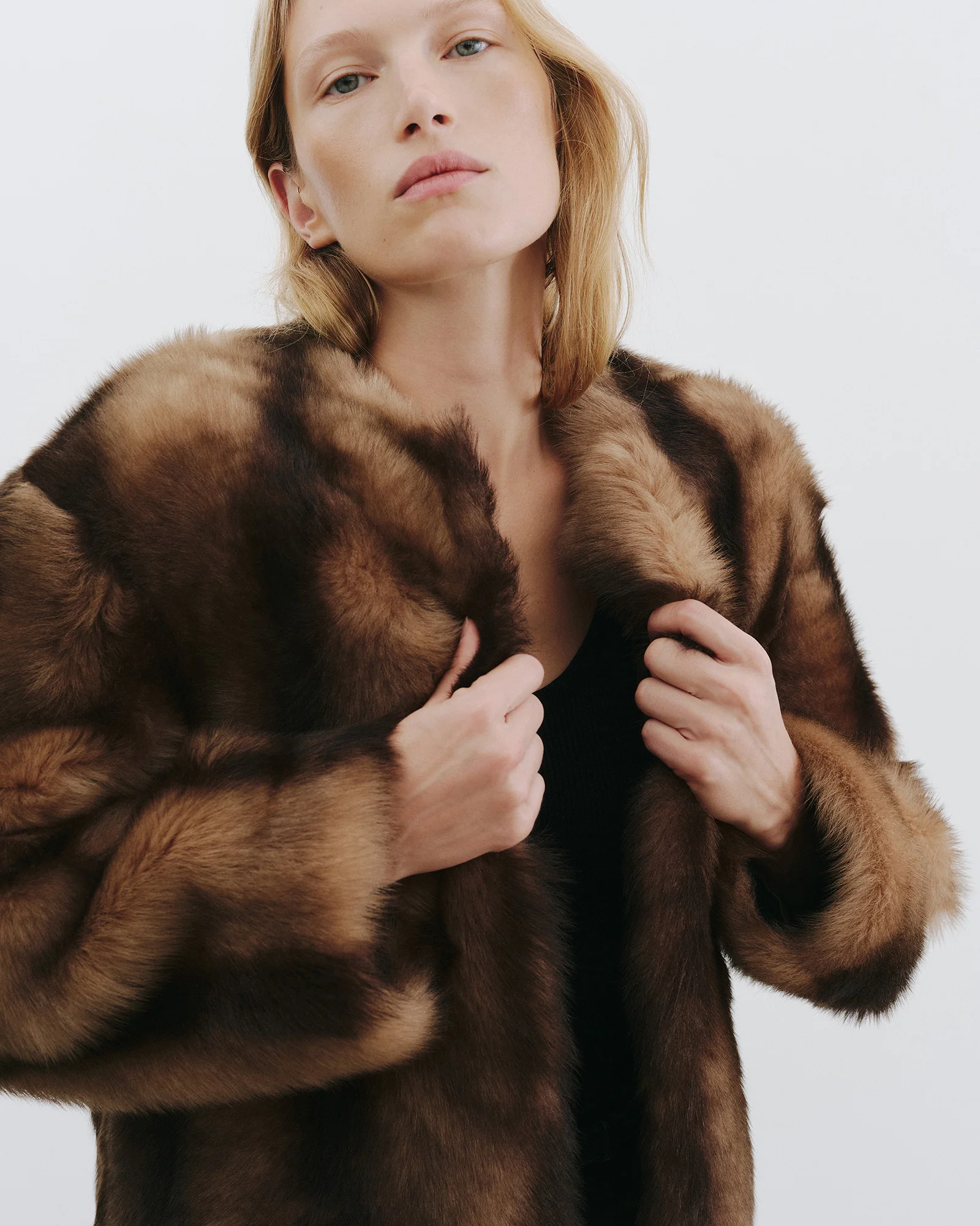 ELAN SHEARLING JACKET - Image 3