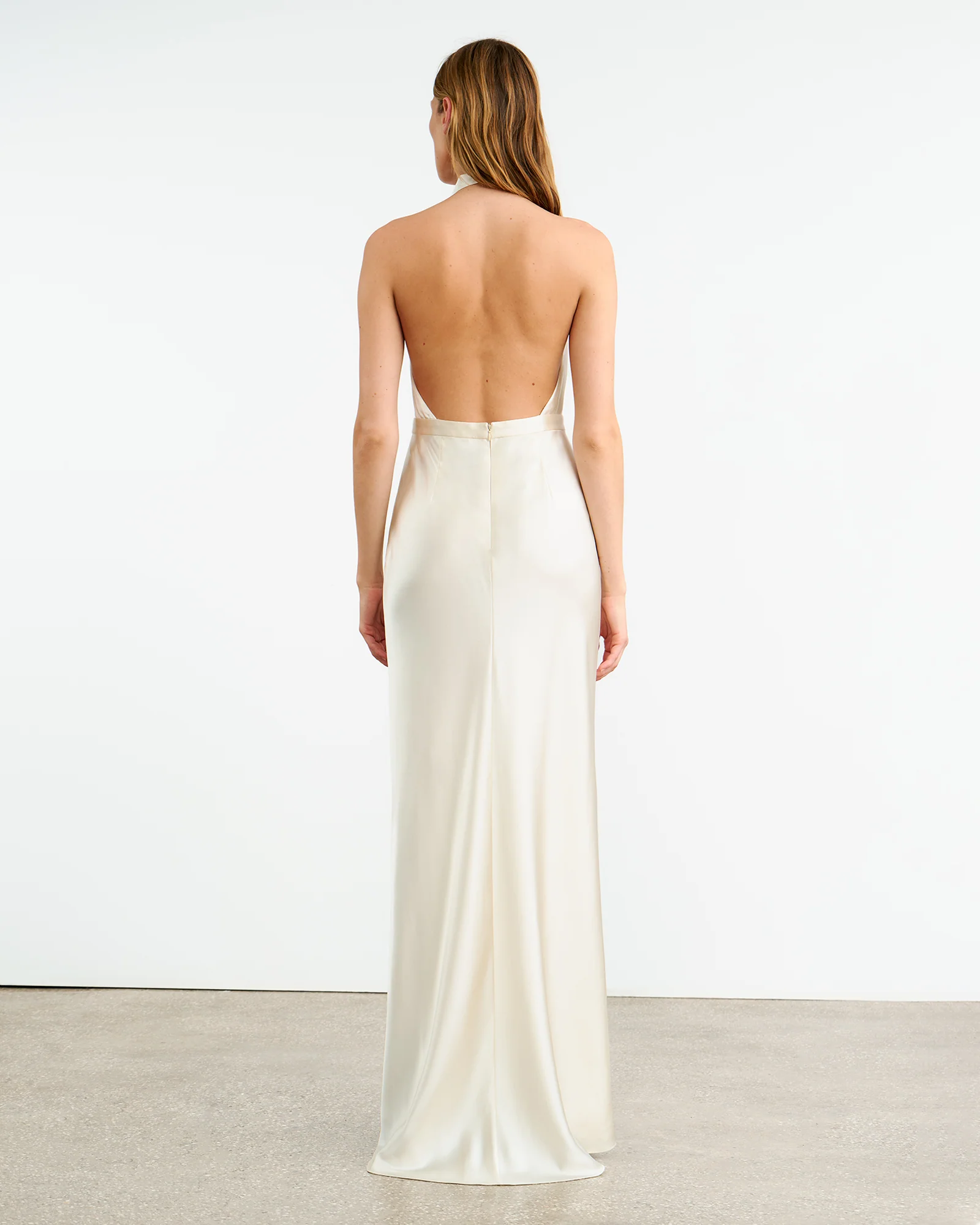 ESSY SILK GOWN - Image 5