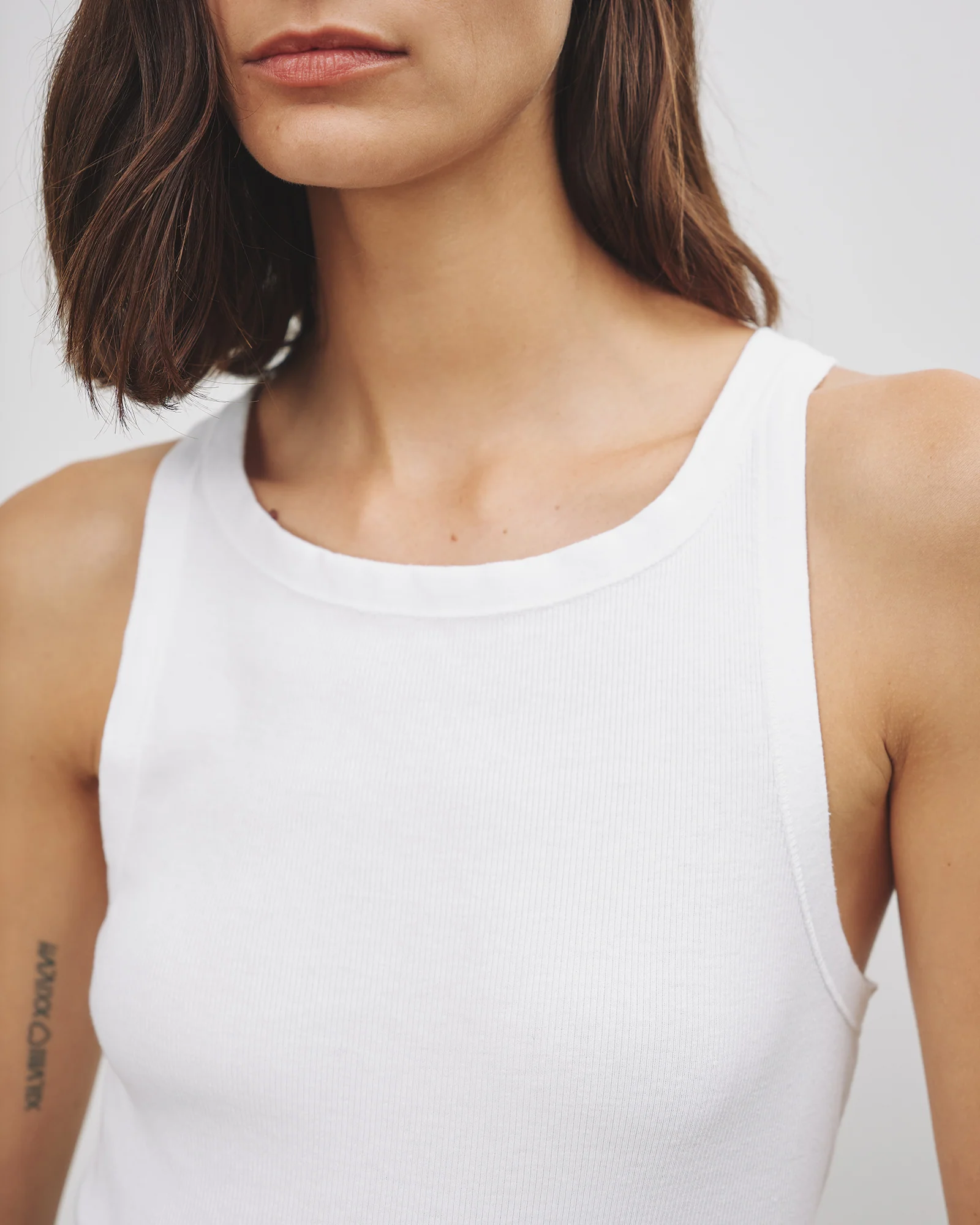 JENNIFER TANK - Image 13