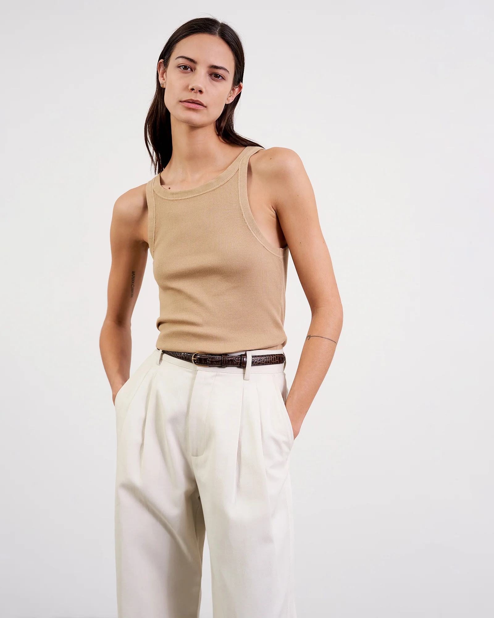 JENNIFER TANK - Image 23
