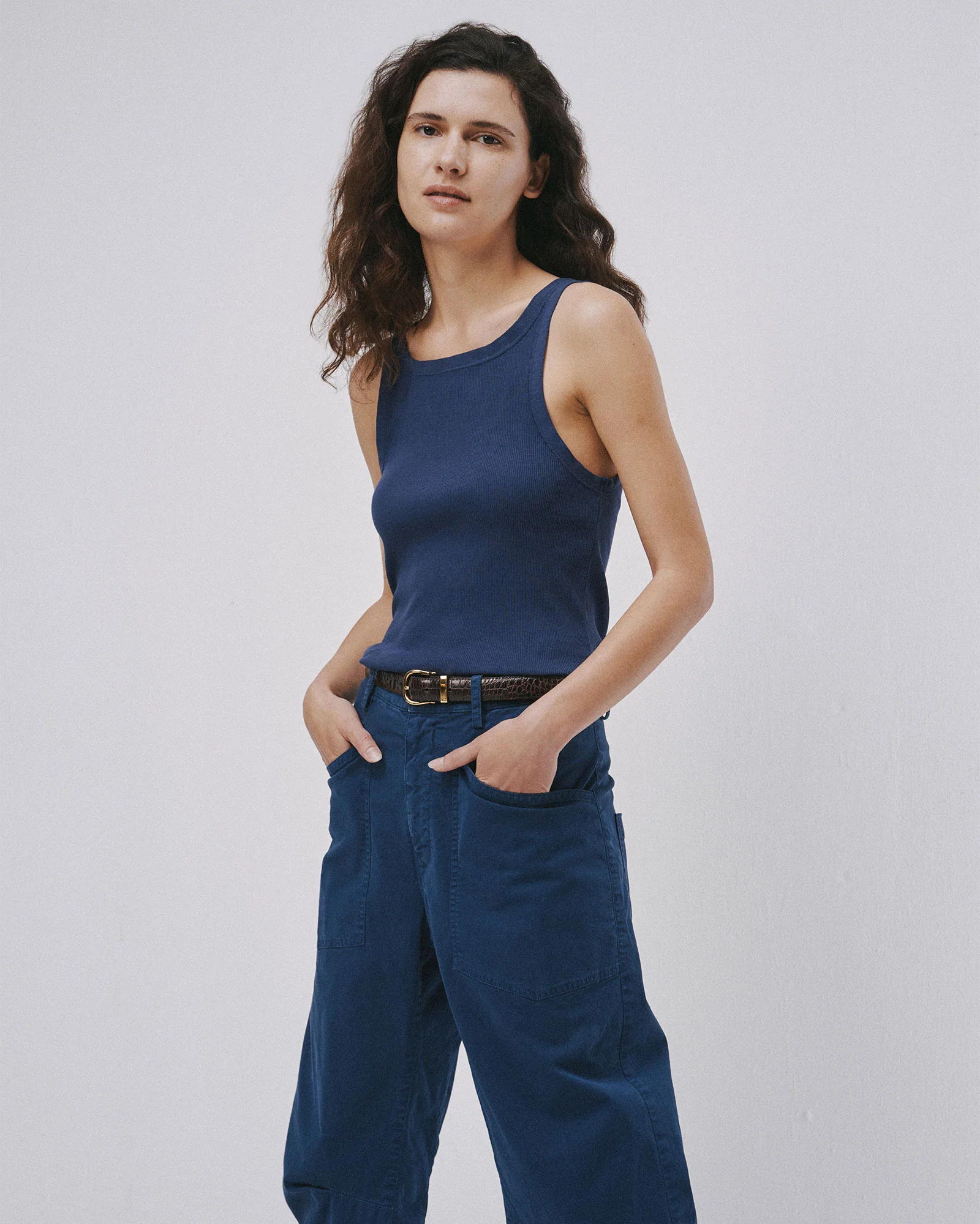 JENNIFER TANK - Image 31