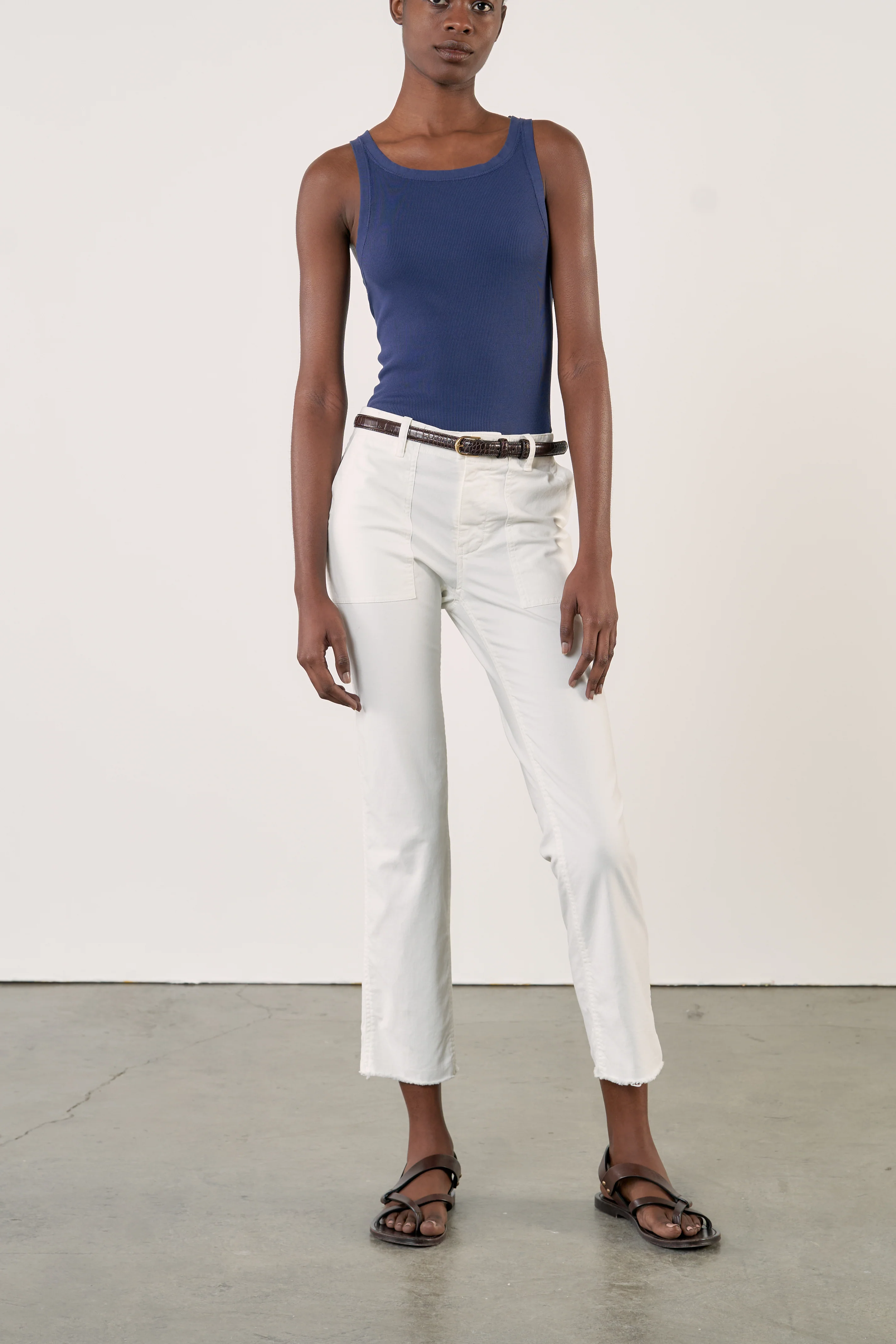 JENNIFER TANK - Image 32