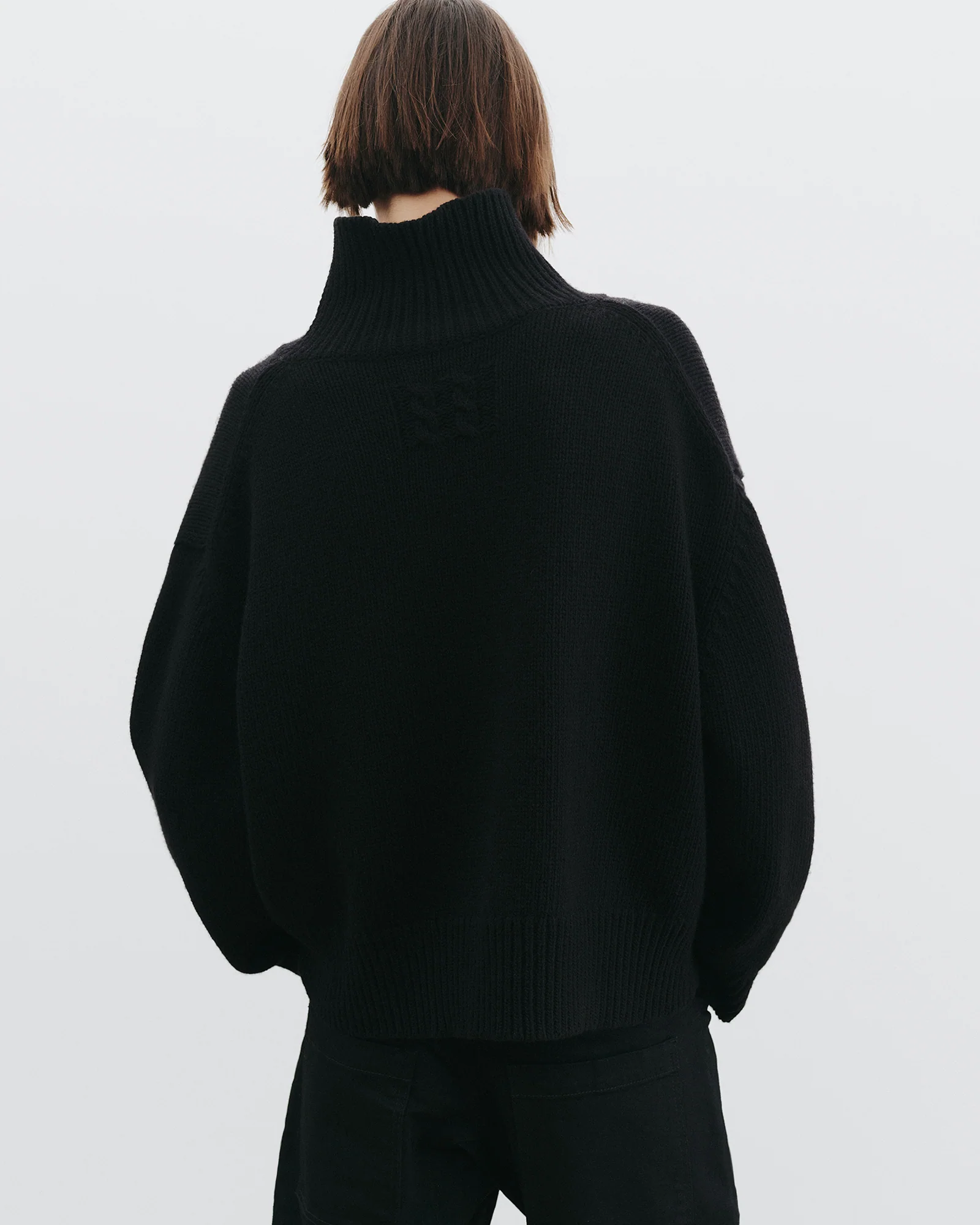 OMAIRA SWEATER - Image 4