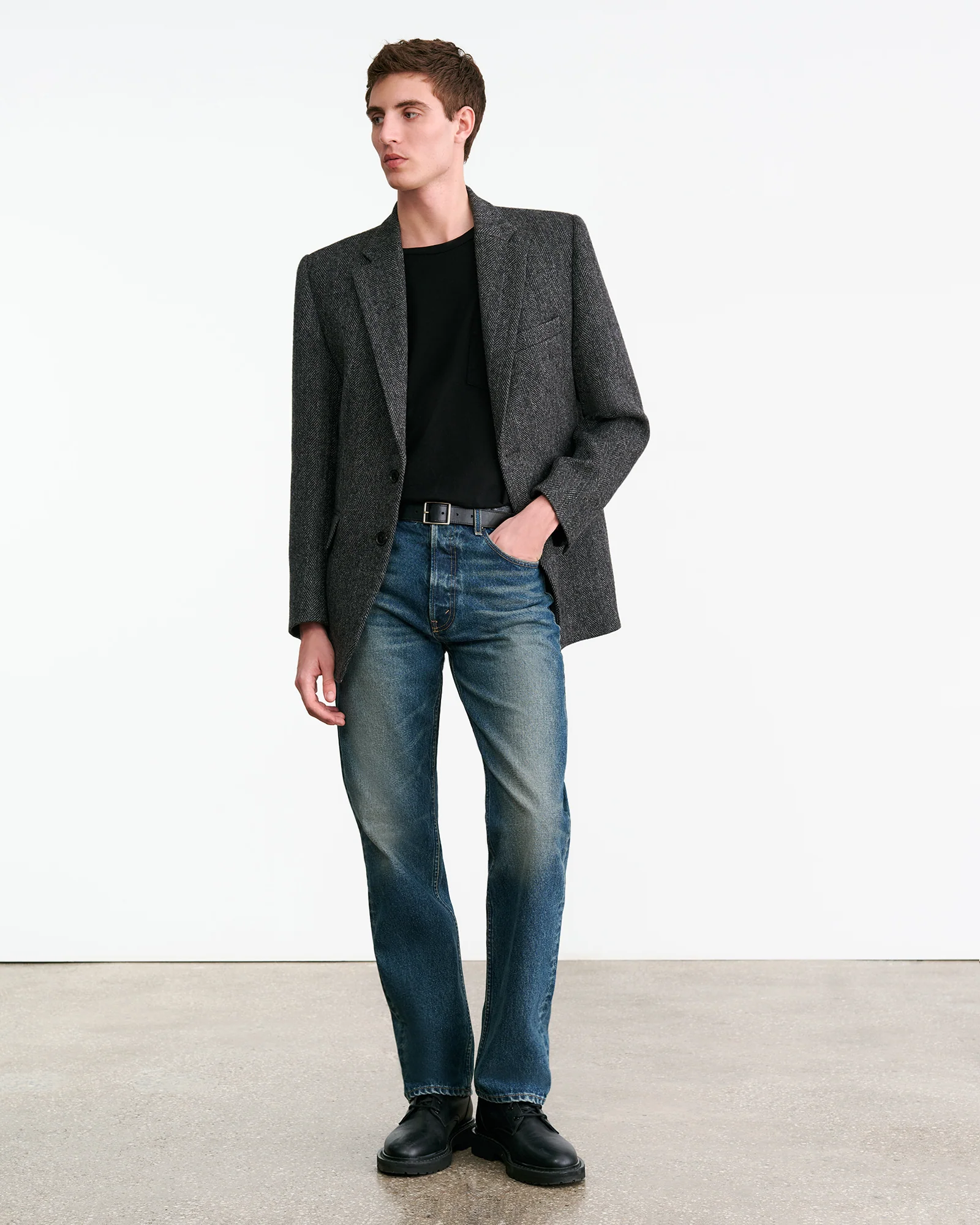 ROY BLAZER - Image 4
